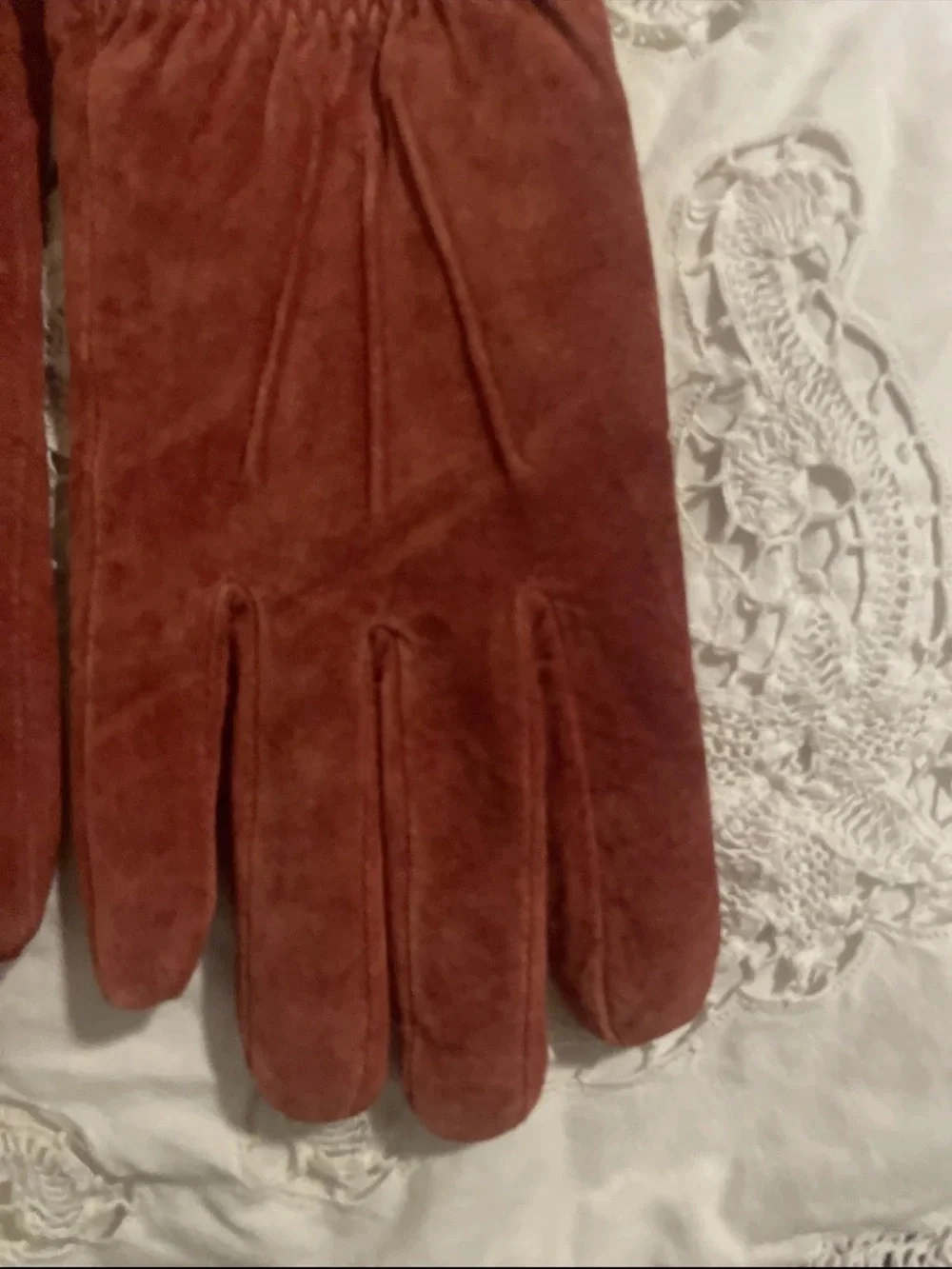 Vintage Woman’s Large Aris 115  Reddish  Suede Leather Gloves Fleece Lined